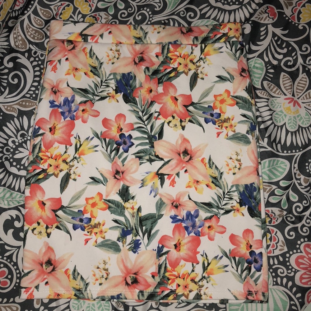 Forever 21 pencil skirt with flowers